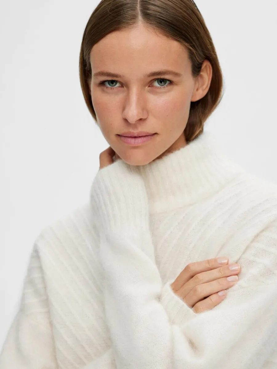 ribbad_trja_3.webp SELECTED RIBBAD TRÖJA Beige Flash Sale