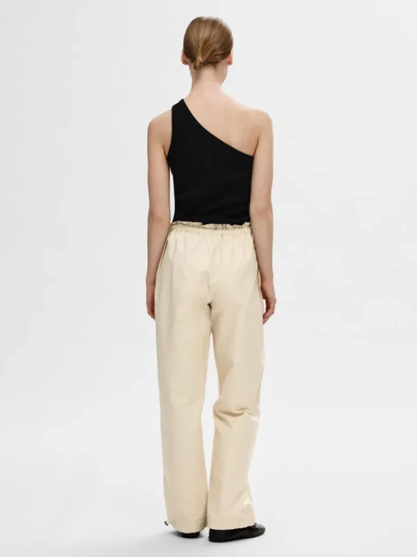 SELECTED ÄRMLÖS ENAXLAD TOPP Black Cheap