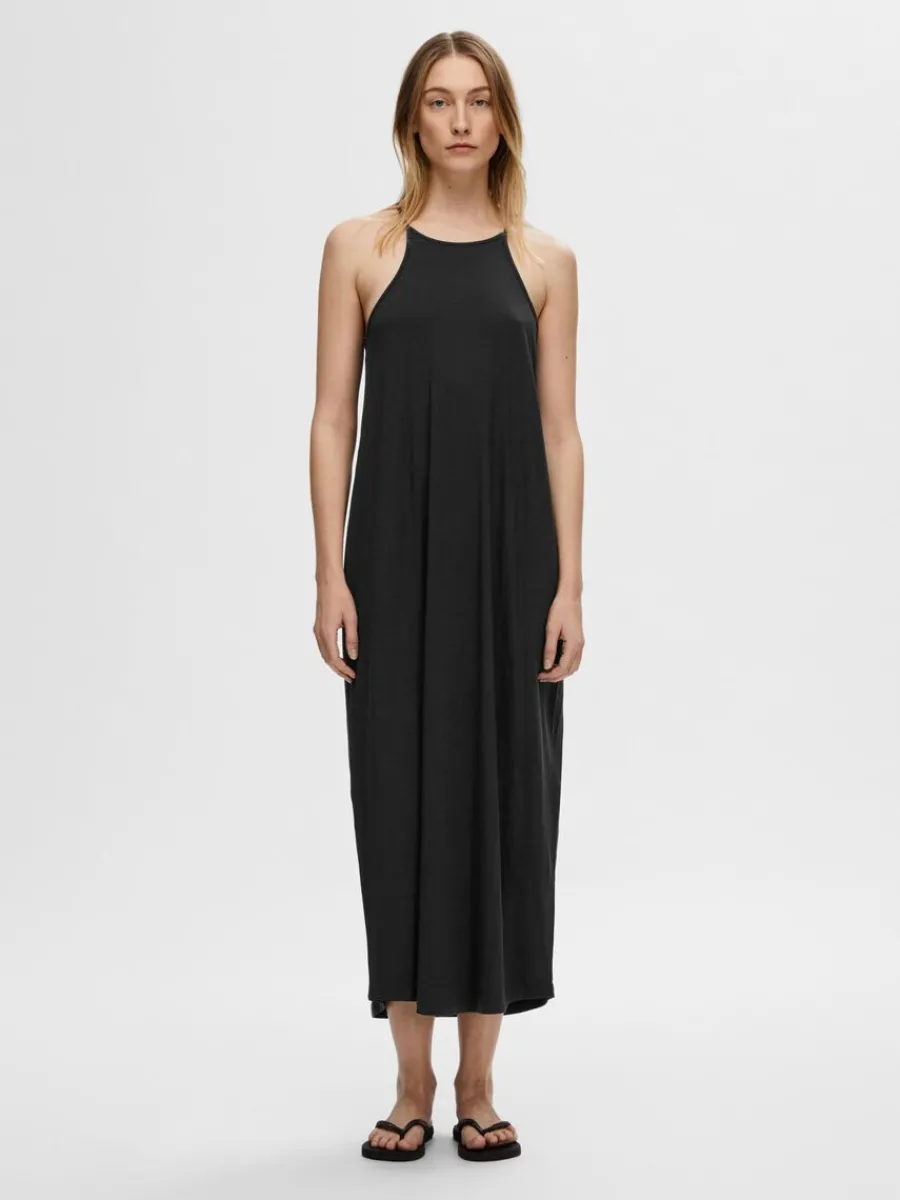 rmls_maxiklnning_1-2.webp SELECTED ÄRMLÖS MAXIKLÄNNING Black Cheap