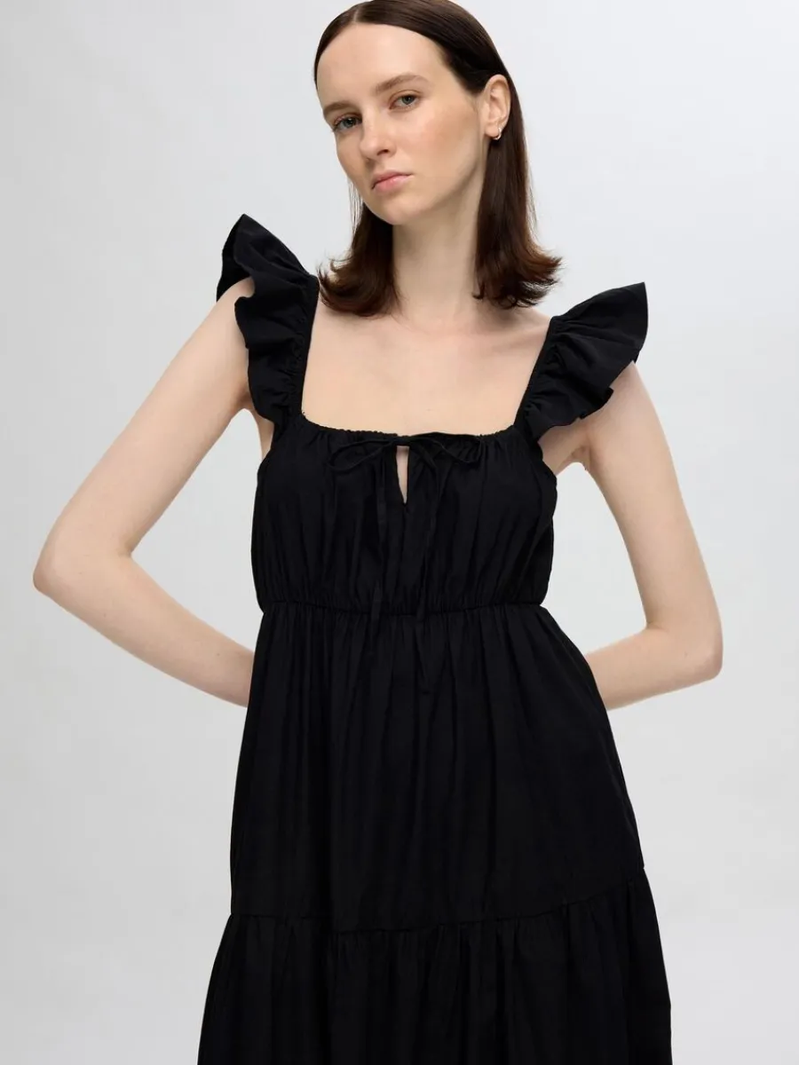 rmls_maxiklnning_2-3.webp SELECTED ÄRMLÖS MAXIKLÄNNING Black Store