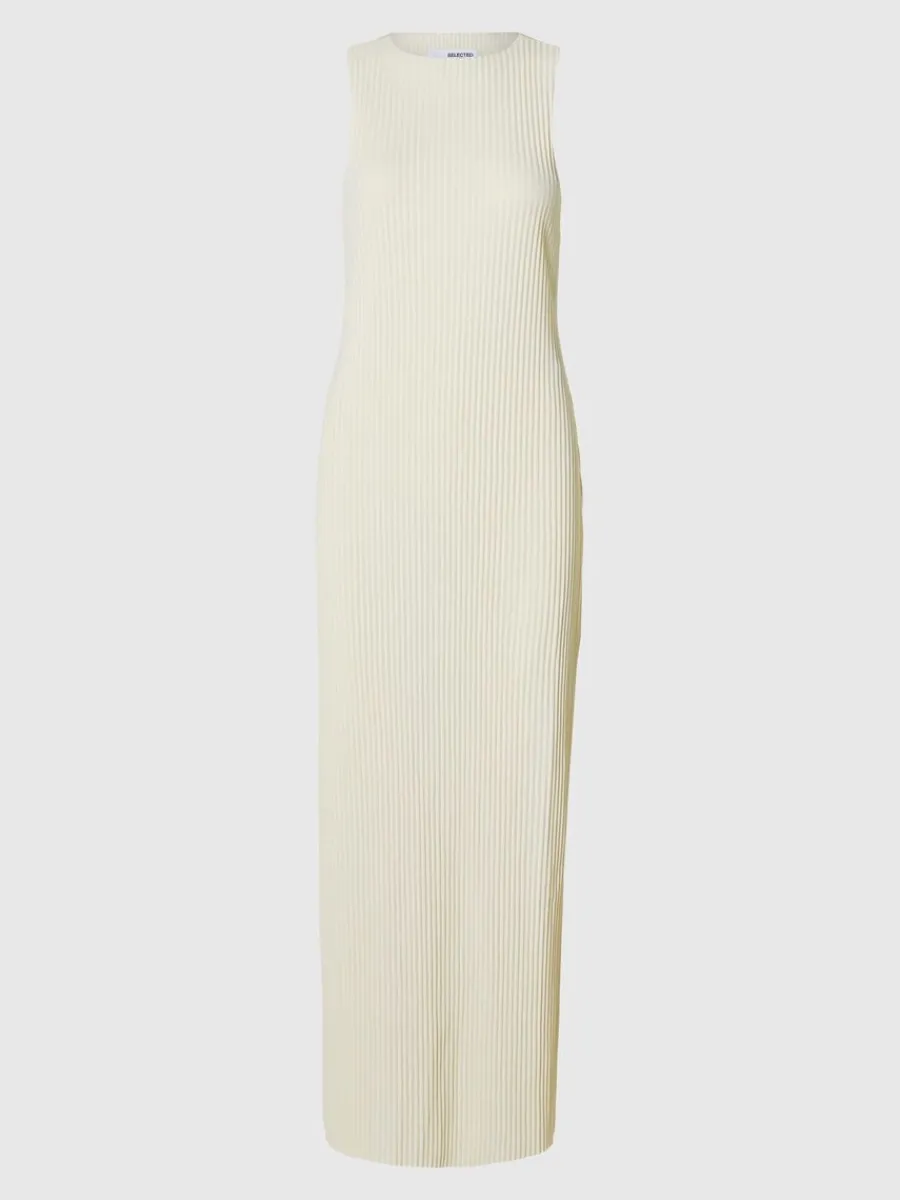 rmls_maxiklnning_5.webp SELECTED ÄRMLÖS MAXIKLÄNNING Beige Store