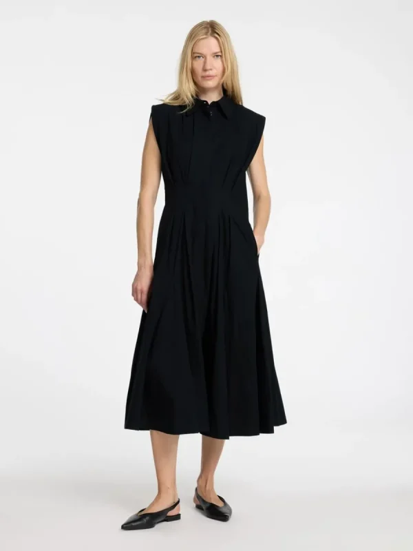 SELECTED ÄRMLÖS MIDIKLÄNNING Black Sale