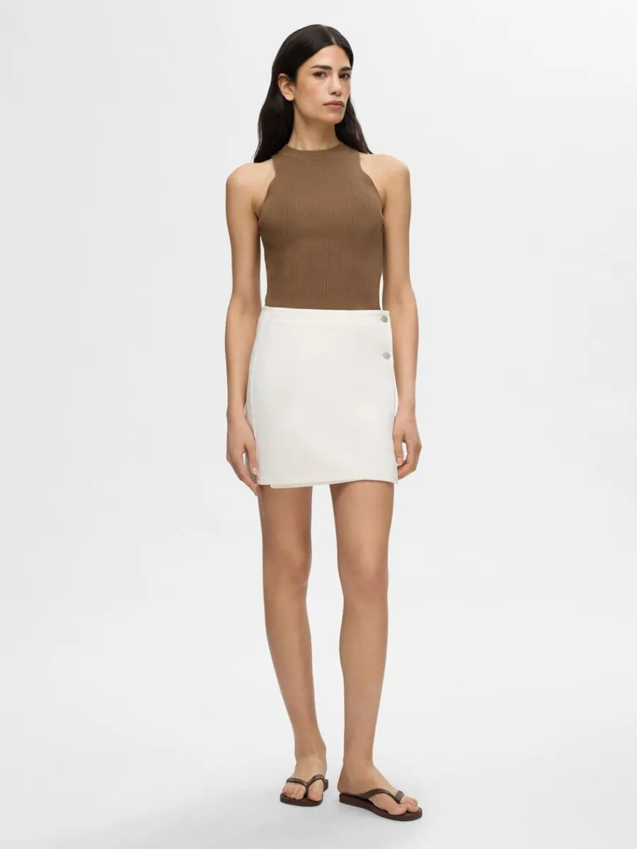 rmls_stickad_topp_1-3.webp SELECTED ÄRMLÖS STICKAD TOPP Brown Discount