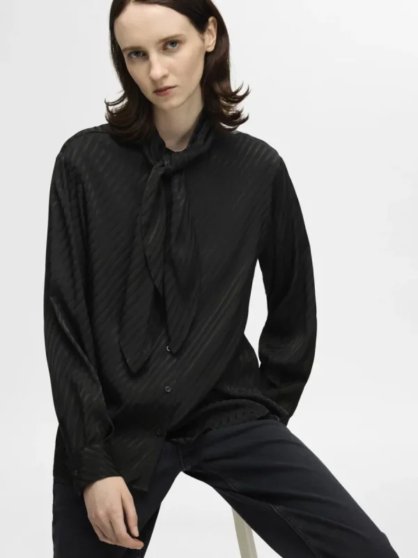 SELECTED ROSETTDETALJ SATINSKJORTA Black Store