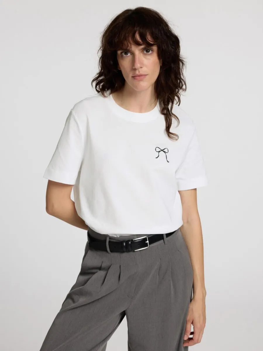 rosettryck_tshirt_2.webp SELECTED ROSETTRYCK T-SHIRT White Shop