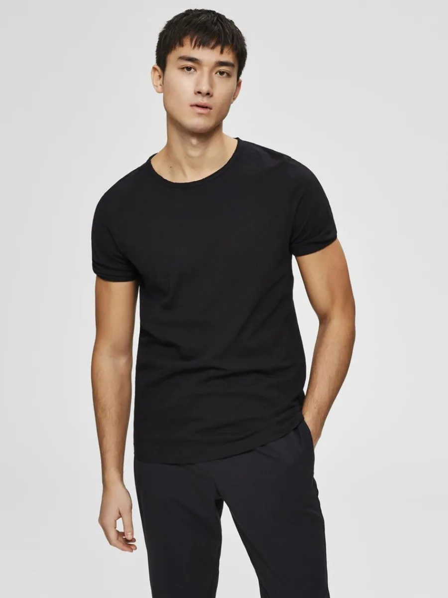 rundringad_tshirt_0-1.webp SELECTED RUNDRINGAD T-SHIRT Black Clearance