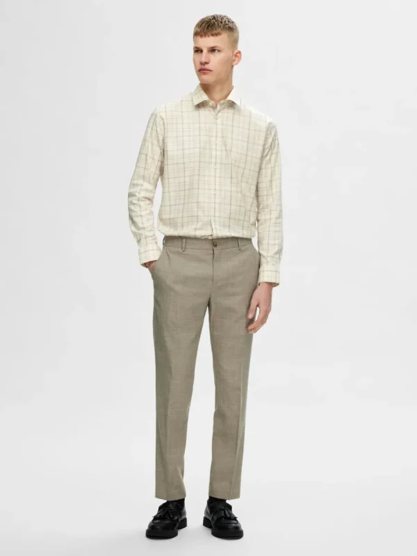 SELECTED RUTIG OINSTOPPAD LÅNGÄRMAD SKJORTA Beige Store