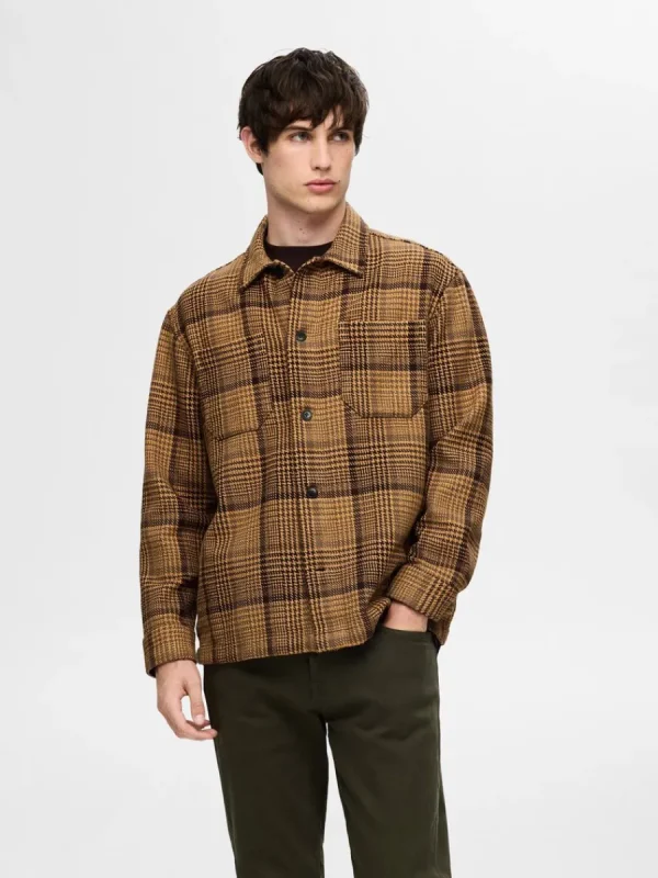 SELECTED RUTIG ÖVERSKJORTA Brown Shop