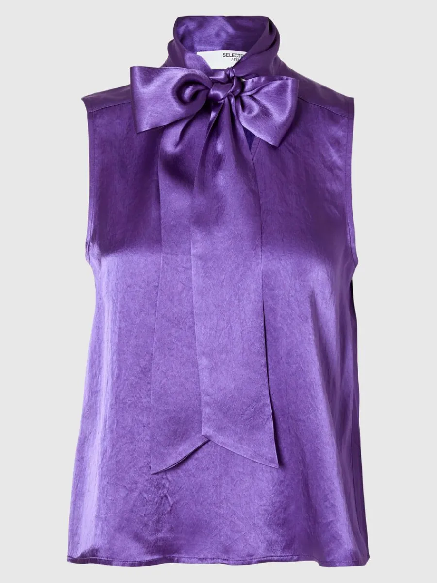 satin_med_rosett_i_halsen_5-1.webp SELECTED SATIN MED ROSETT I HALSEN TOPP Purple Best