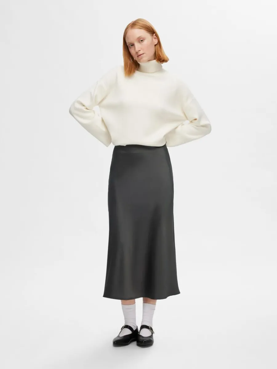 satin_midikjol_3-3.webp SELECTED SATIN MIDIKJOL Grey Cheap