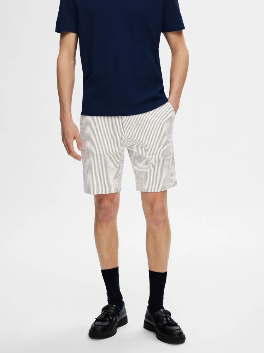 seersucker_shorts_0-7.webp SELECTED SEERSUCKER SHORTS Blue Shop