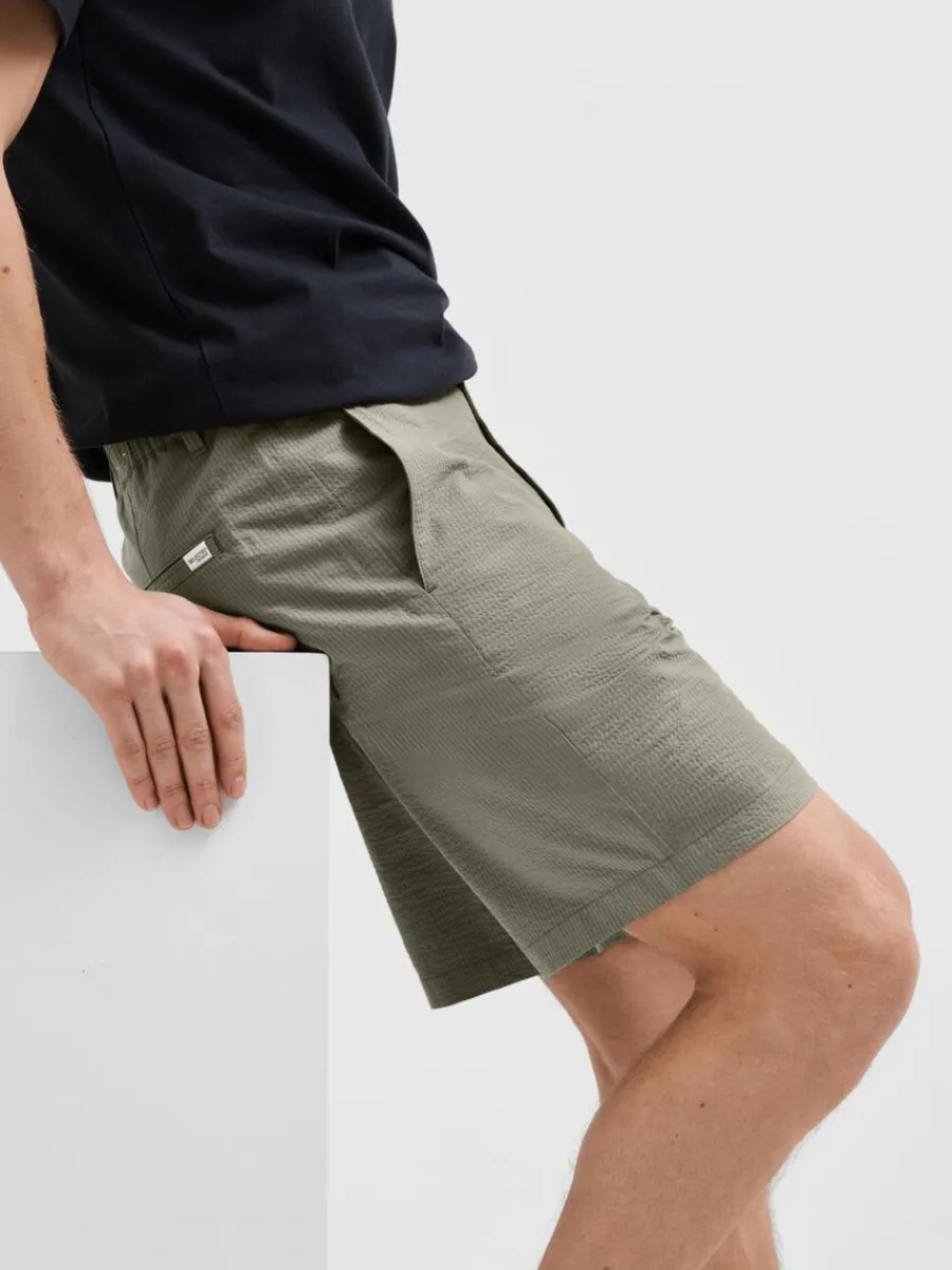 seersucker_shorts_3-6.webp SELECTED SEERSUCKER SHORTS Green New
