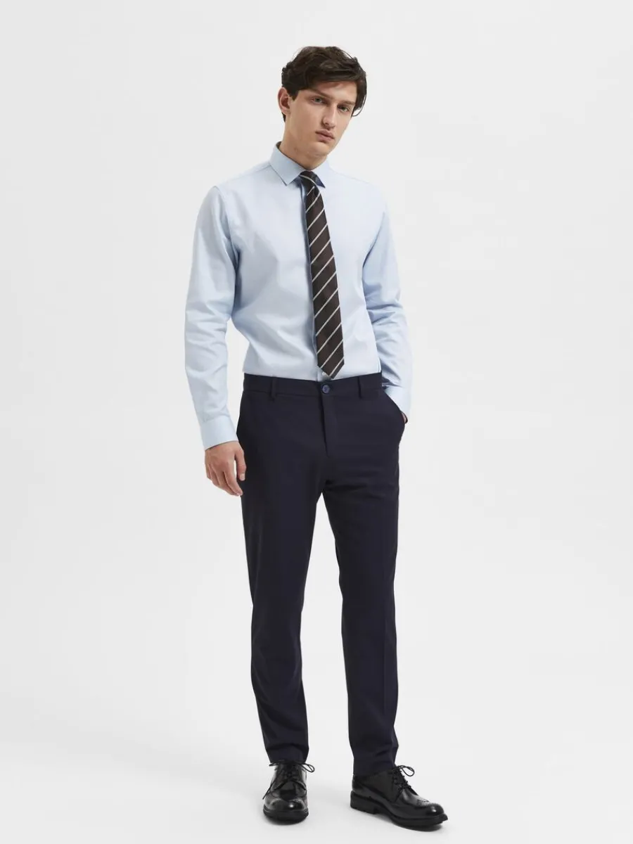 slim_fit_byxor_1-6.webp SELECTED 175 SLIM FIT BYXOR Blue Hot