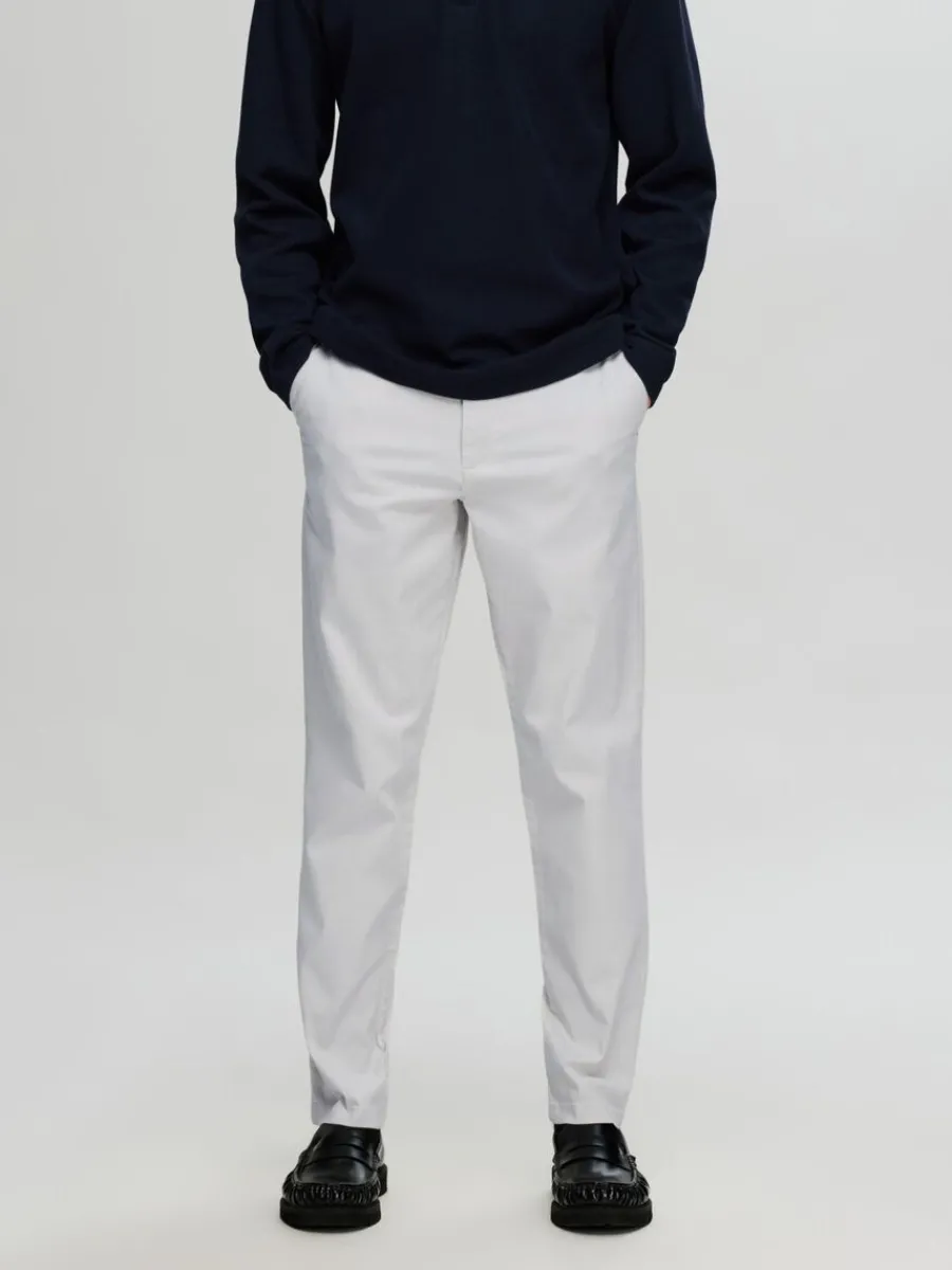 slim_fit_flex_chinos_0-2.webp SELECTED 175 SLIM FIT FLEX CHINOS Grey Clearance