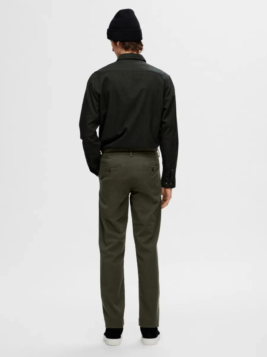 slim_fit_flex_chinos_1.webp SELECTED 175 SLIM FIT FLEX CHINOS Green Clearance