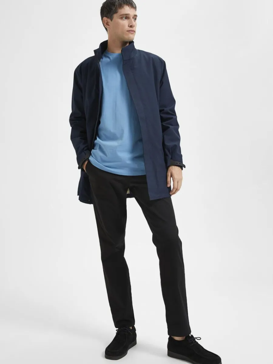 slim_fit_flex_chinos_3-5.webp SELECTED 175 SLIM FIT FLEX CHINOS Black Clearance