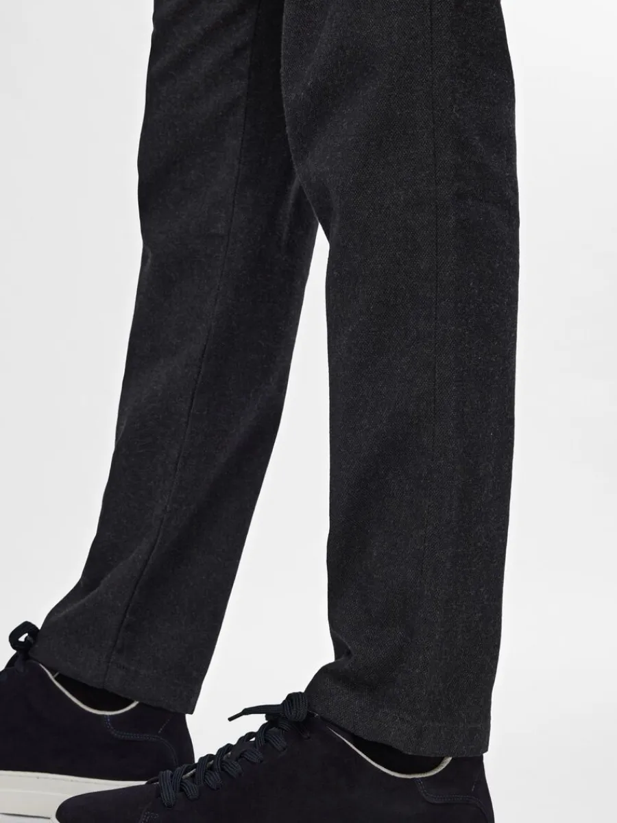 slimfit_brushed_chinos_3-1.webp SELECTED 175 SLIM-FIT BRUSHED CHINOS Black Best Sale