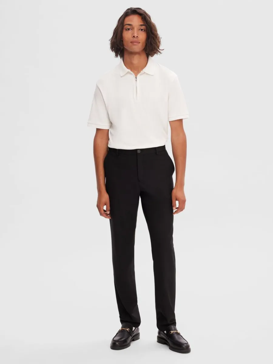 slimfit_byxor_1.webp SELECTED 175 SLIM-FIT BYXOR Black Hot