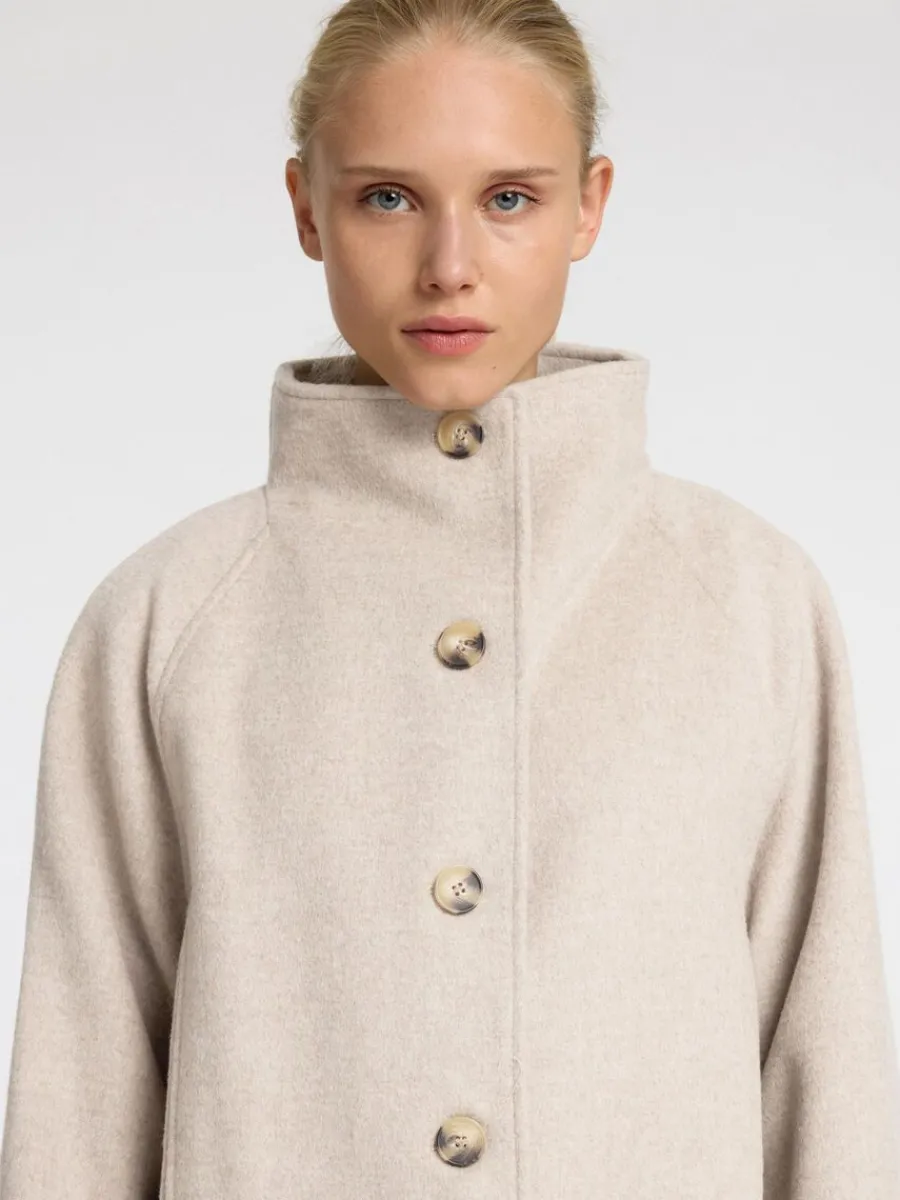 slt_kappa_3-2.webp SELECTED SLÄT KAPPA Beige Fashion