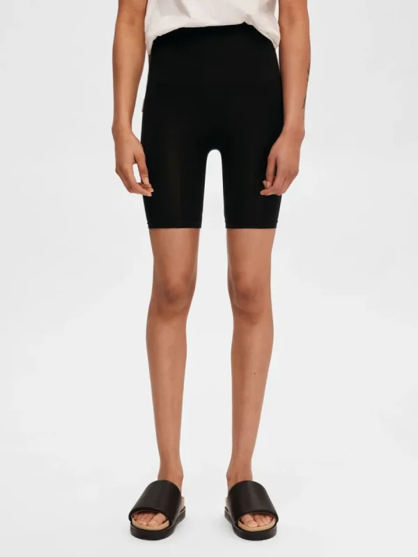 SELECTED SÖMLÖS FIGURFORMANDE SHORTS Black Cheap