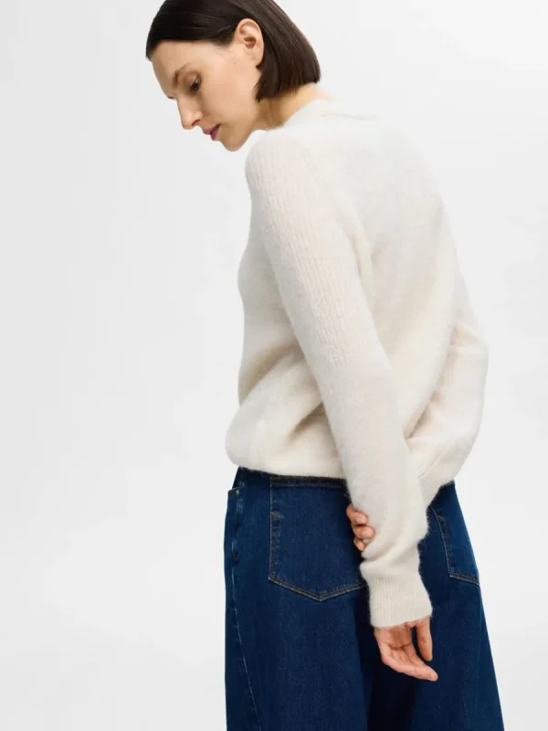 SELECTED STICKAD RUNDRINGAD TRÖJA Beige Shop