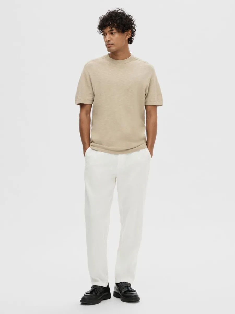 stickad_tshirt_1.webp SELECTED STICKAD T-SHIRT Beige Hot