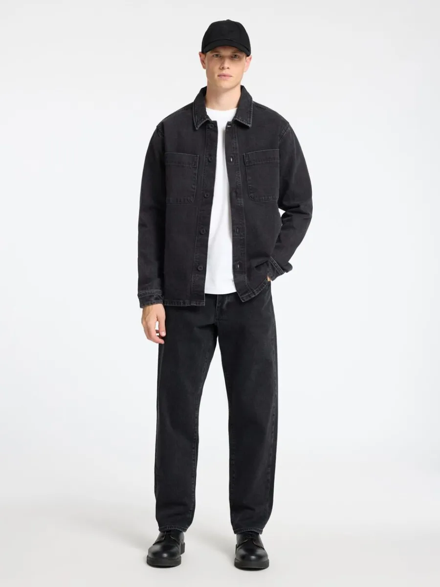 svart_denim_verskjorta_2.webp SELECTED SVART DENIM ÖVERSKJORTA Black Discount