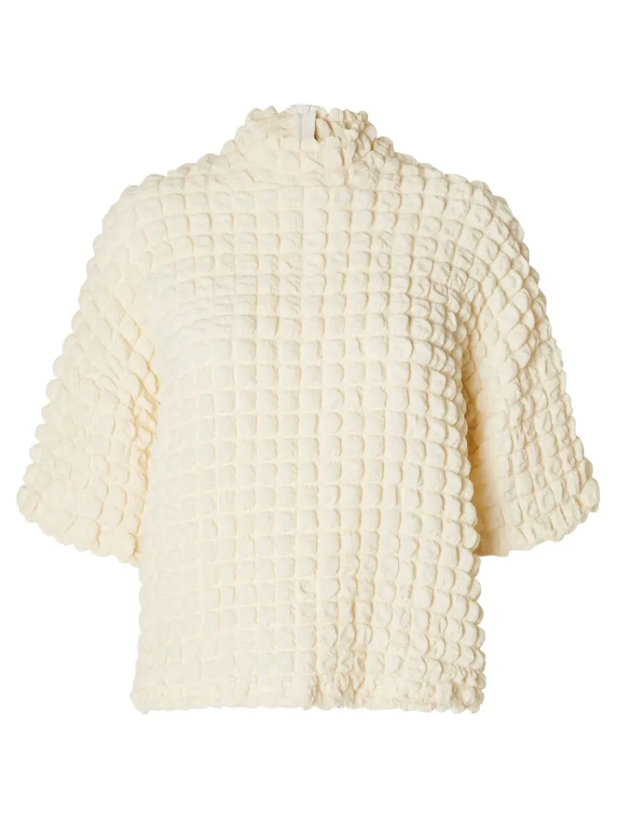 texturerad_kortrmad_topp_5-1.webp SELECTED TEXTURERAD KORTÄRMAD TOPP White Shop