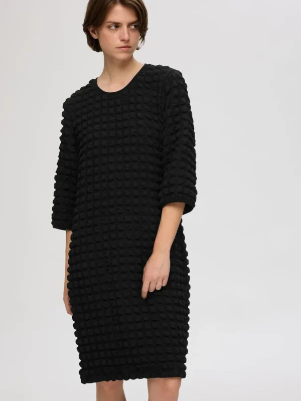 SELECTED TEXTURERAD MIDIKLÄNNING Black Flash Sale