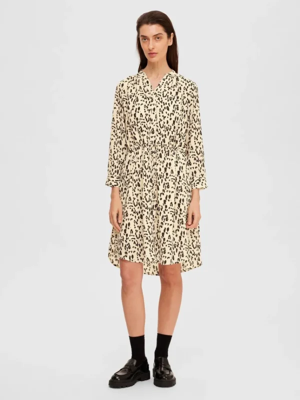 SELECTED TRYCK KORT KLÄNNING Beige Hot