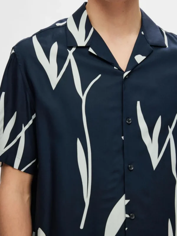 SELECTED TRYCK KORTÄRMAD SKJORTA Blue Fashion
