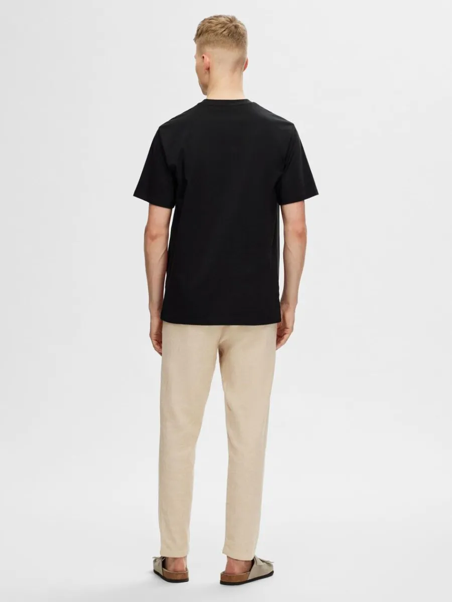 tryckt_bomulls_tshirt_4-5.webp SELECTED TRYCKT BOMULLS T-SHIRT Black Clearance