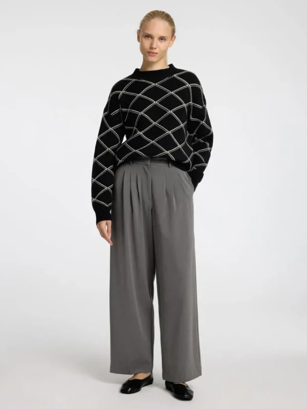SELECTED TRYCKTA TRÖJA MED HÖG HALS Black Sale