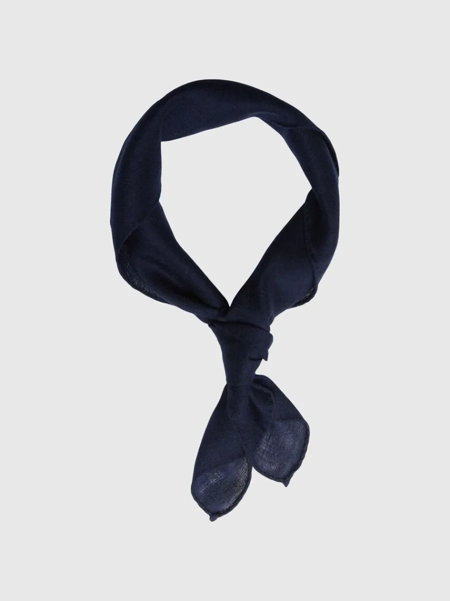 ull_halsduk_1-9.webp SELECTED ULL HALSDUK Blue Sale