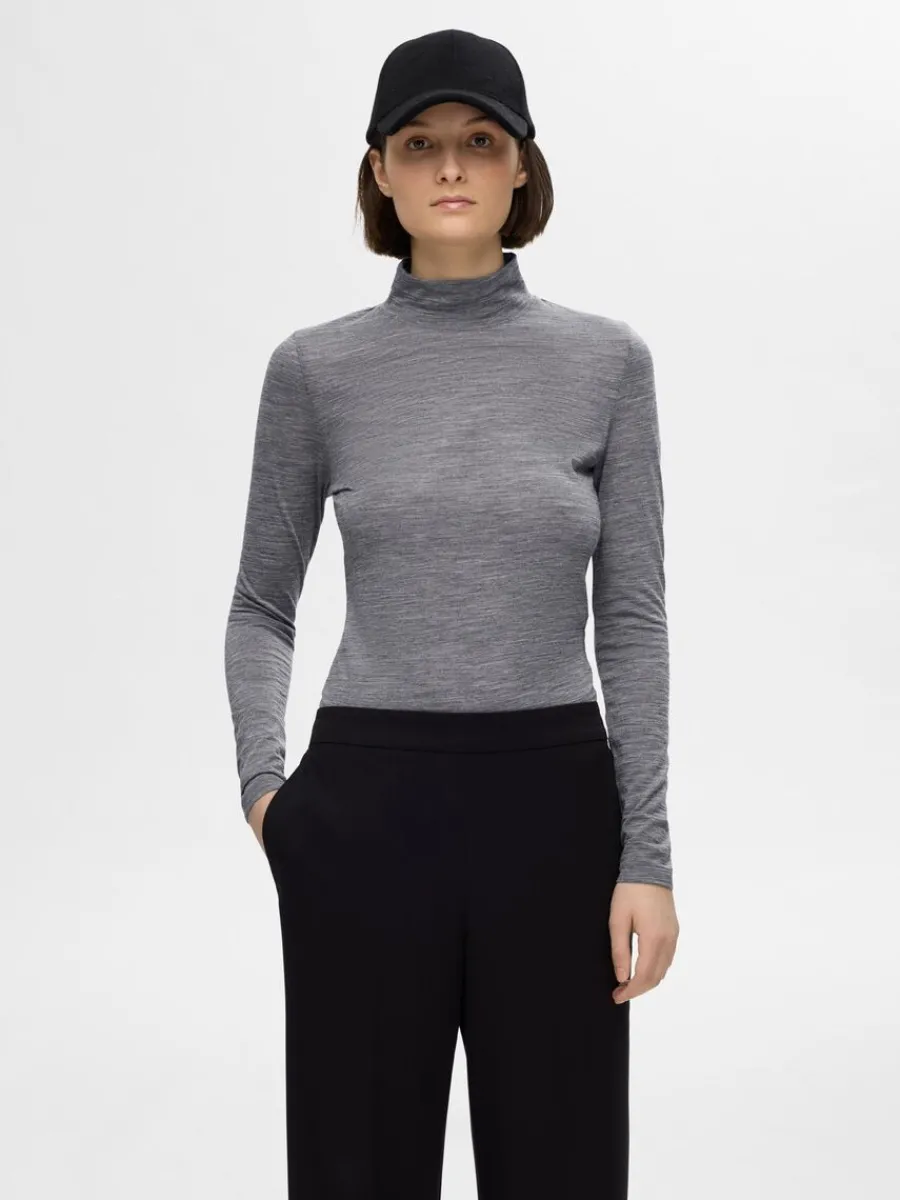 ull_polotrja_0-1.webp SELECTED 100% ULL POLOTRÖJA Grey Shop