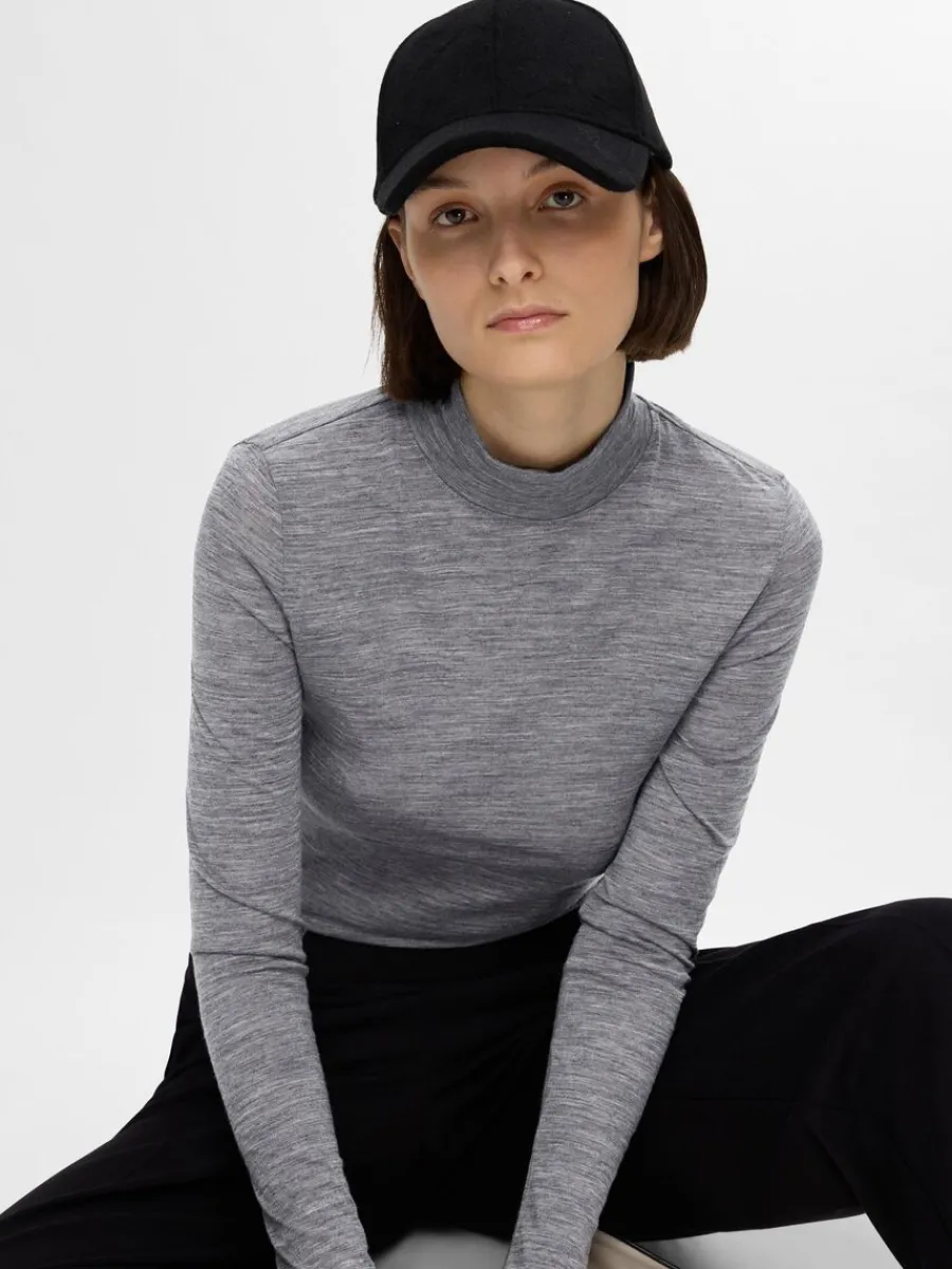 ull_polotrja_2-1.webp SELECTED 100% ULL POLOTRÖJA Grey Shop