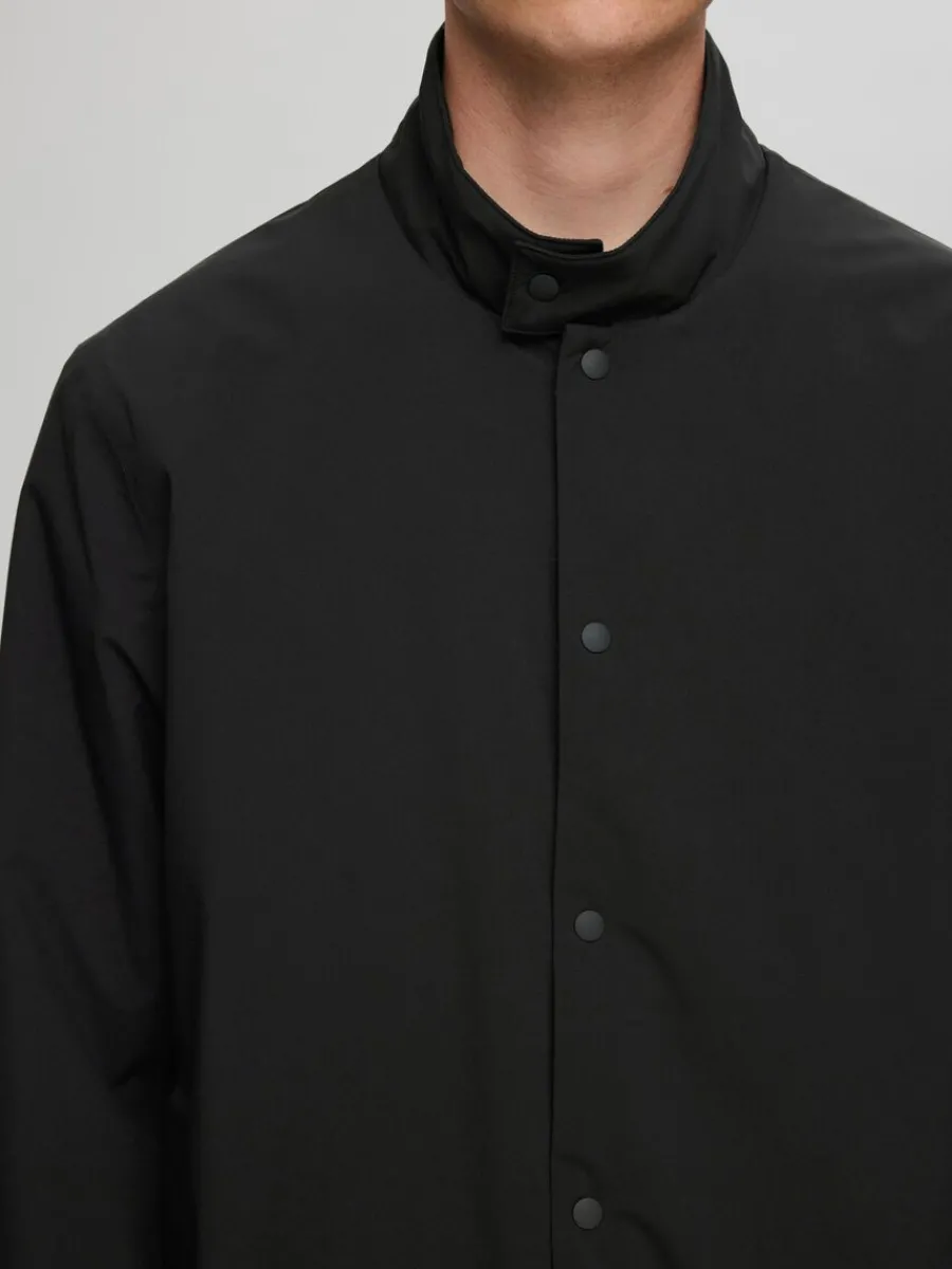 vattenavvisande_ltt_jacka_5-1.webp SELECTED VATTENAVVISANDE LÄTT JACKA Black Best