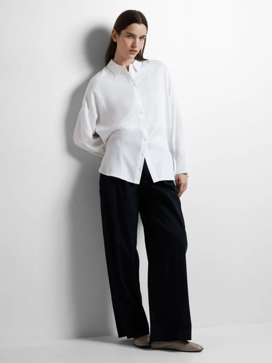 verdimensionerad_skjorta_2-2.webp SELECTED ÖVERDIMENSIONERAD SKJORTA White Best Sale
