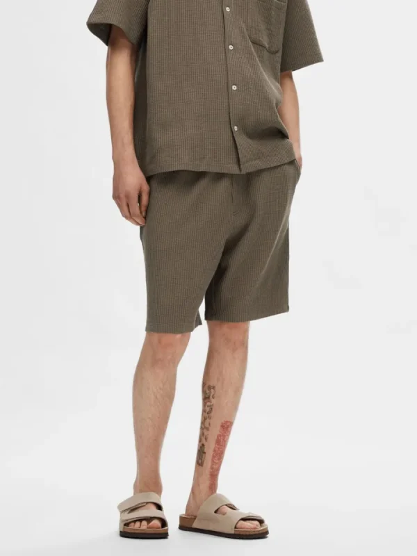SELECTED VÅFFLAD SHORTS Brown Online