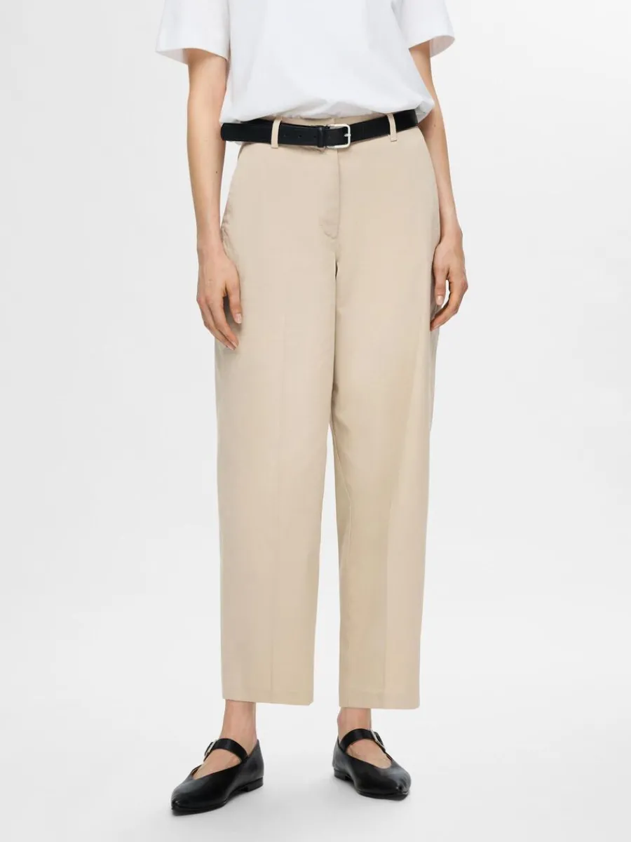 vida_ben_chinos_0.webp SELECTED VIDA BEN CHINOS Beige Store