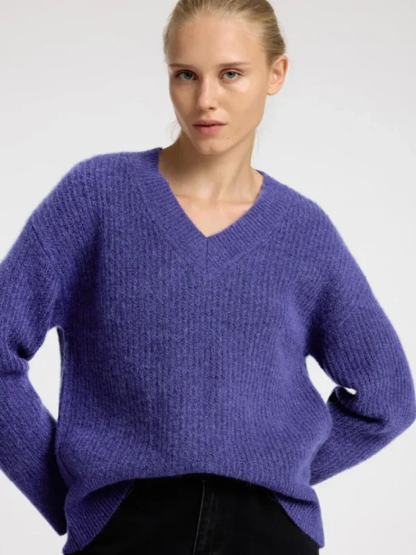 SELECTED V-RINGNING STICKAD TRÖJA Purple Sale